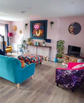 Unboring Holiday Let, Ballina, Mayo